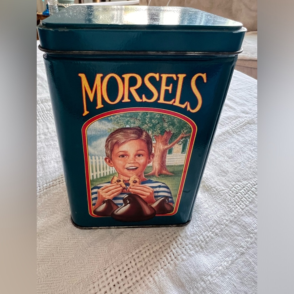 Vintage collectibles tins - Picture 12 of 16